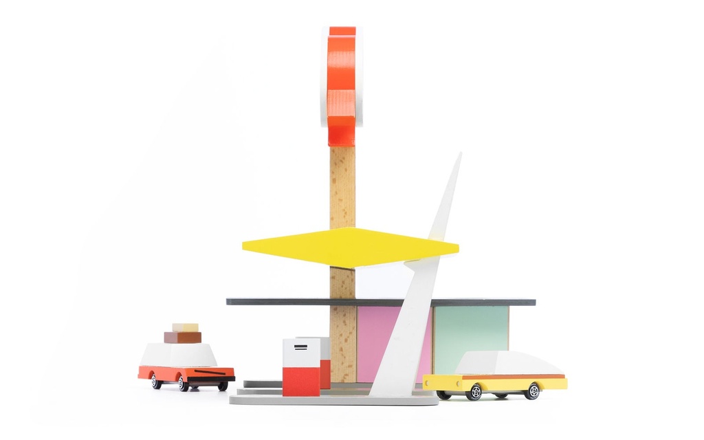 [review] FuelStation_Side2.jpg
