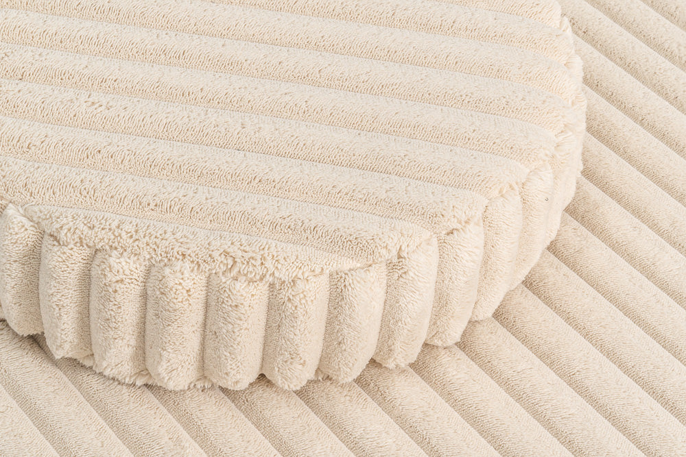 [review] Cream-Beige-Closeup-Web_5000x.jpg