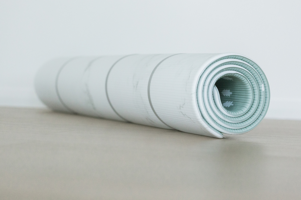 Little Wiwa Play Mats_Lille Verden Marmor Rolled.webp