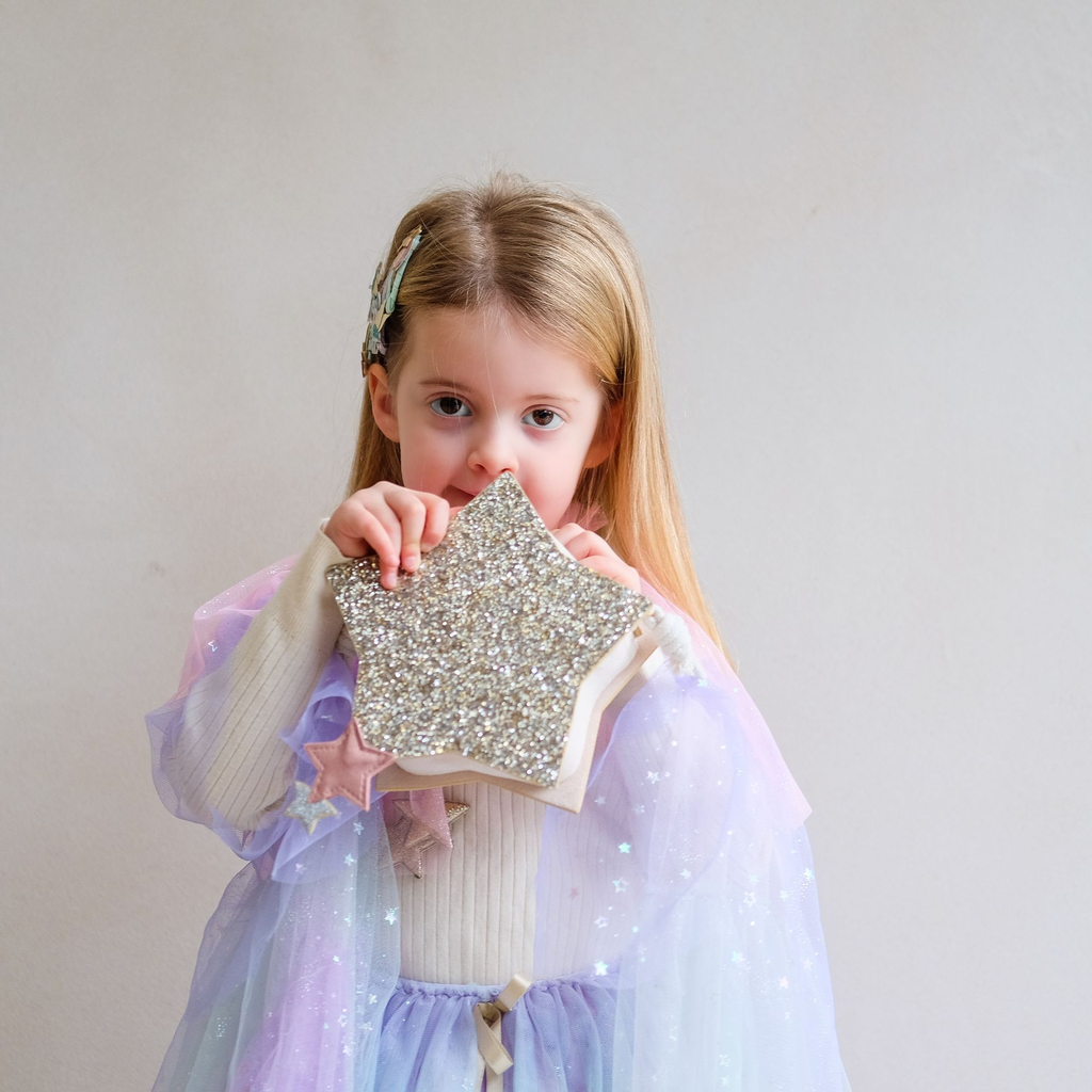 123102-59 SUPER SPARKLE STAR BAG, 182004-23 MY LITTLE UNICORN CLIC CLACS & 185005-47 SCALLOP PASTEL CAPE & 185006-47 SCALLOP PASTEL TUTU 1.webp