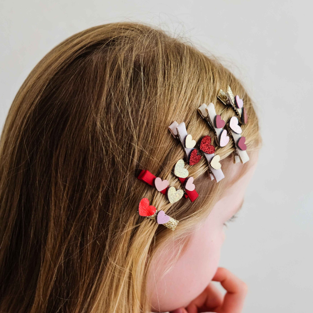 192054-14_TEENY_WEENY_HEART_SALON_HAIR_CLIPS_2_1800x1800.webp