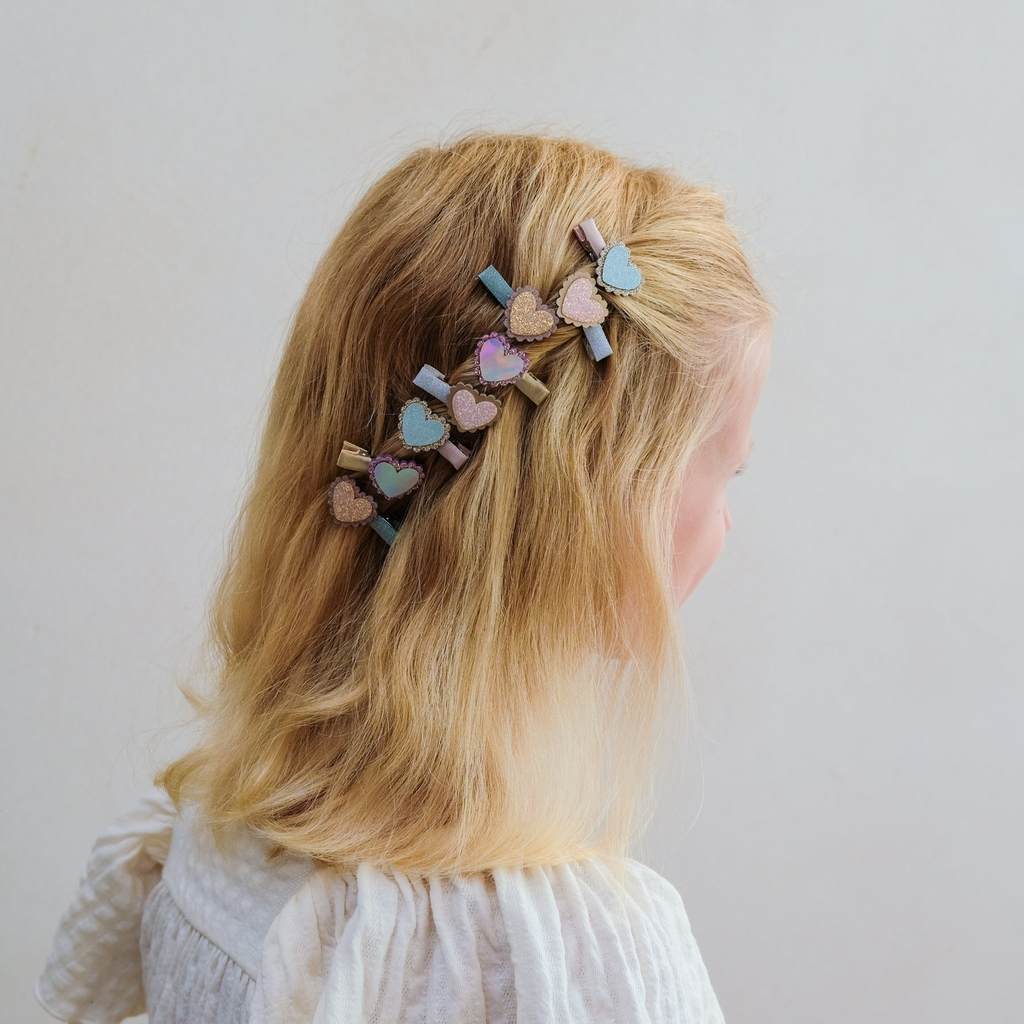 192018-47_SCALLOPED_HEART_SALON_HAIR_CLIPS_3_1800x1800.webp