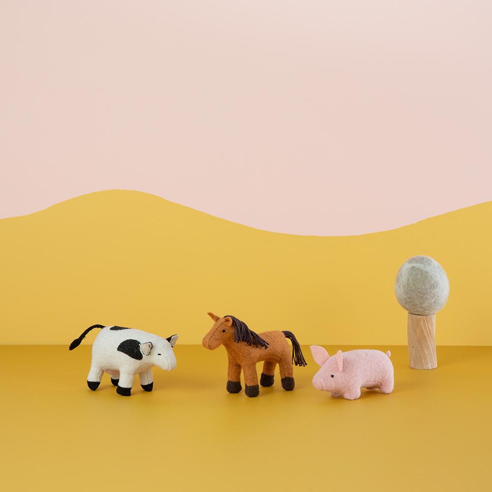 [review] HoldieFarmAnimals-05_2000x.jpg