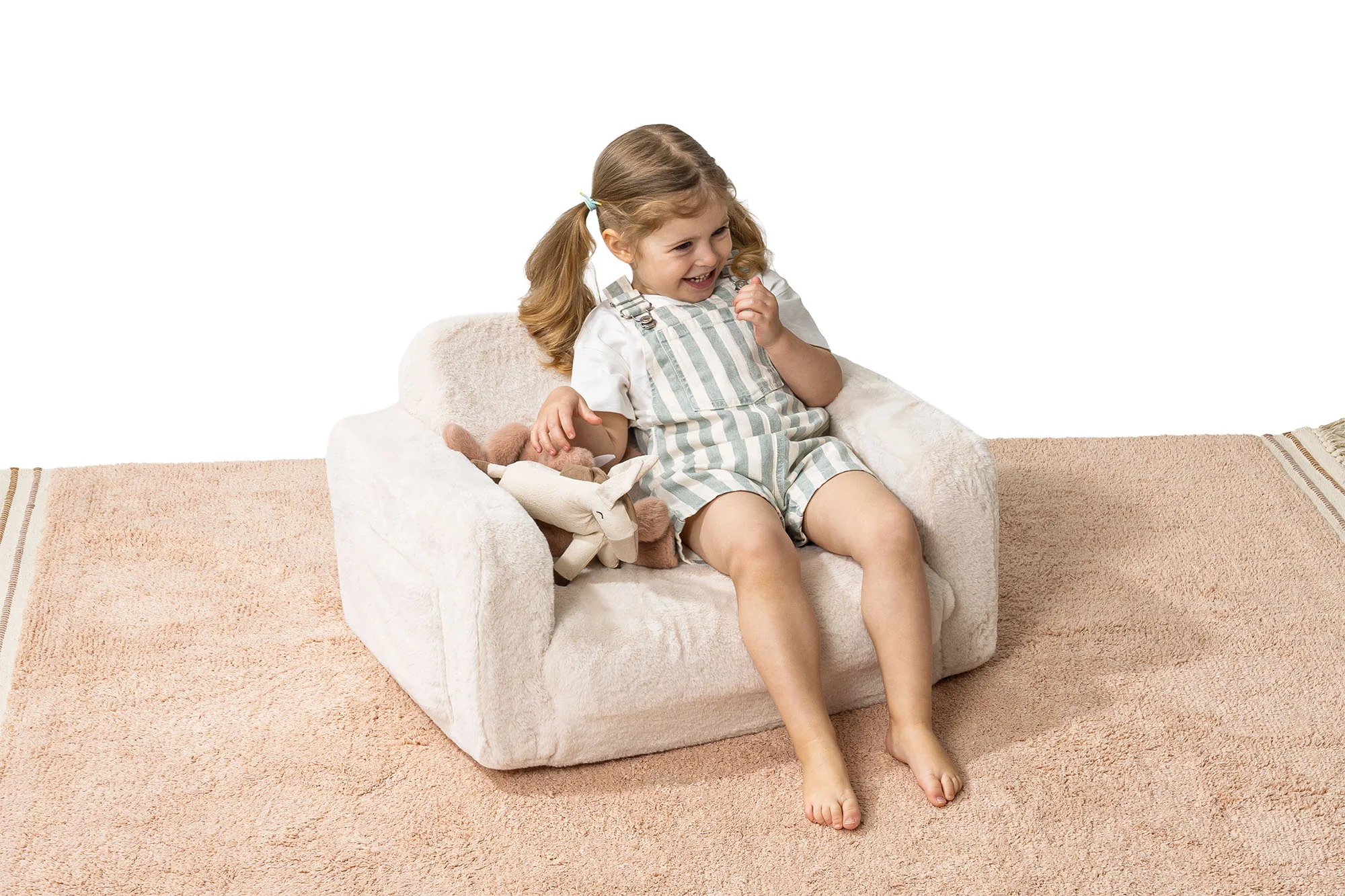 LumiBunnyCreamPlay3_5000x.jpg.webp
