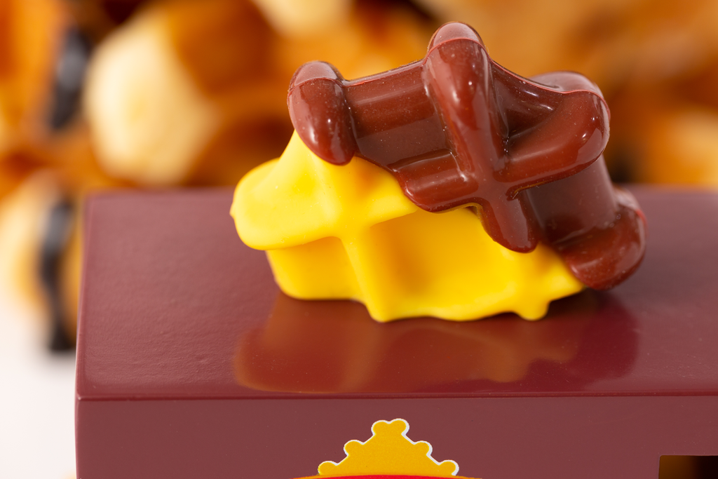 Waffle_Lifestyle_3_2048x.png