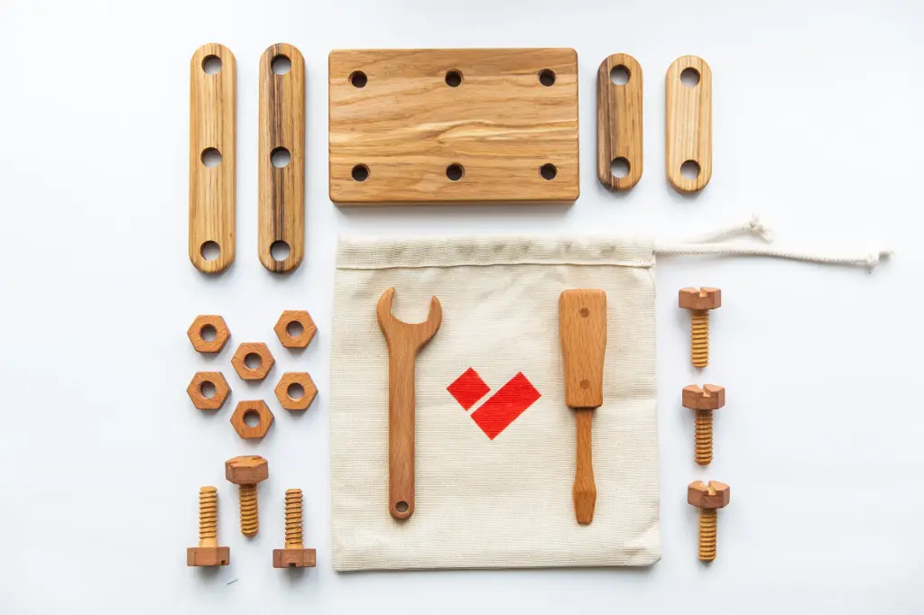 Wooden Constructor