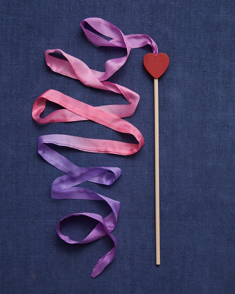 Streamers - Large / Heart - Blossom