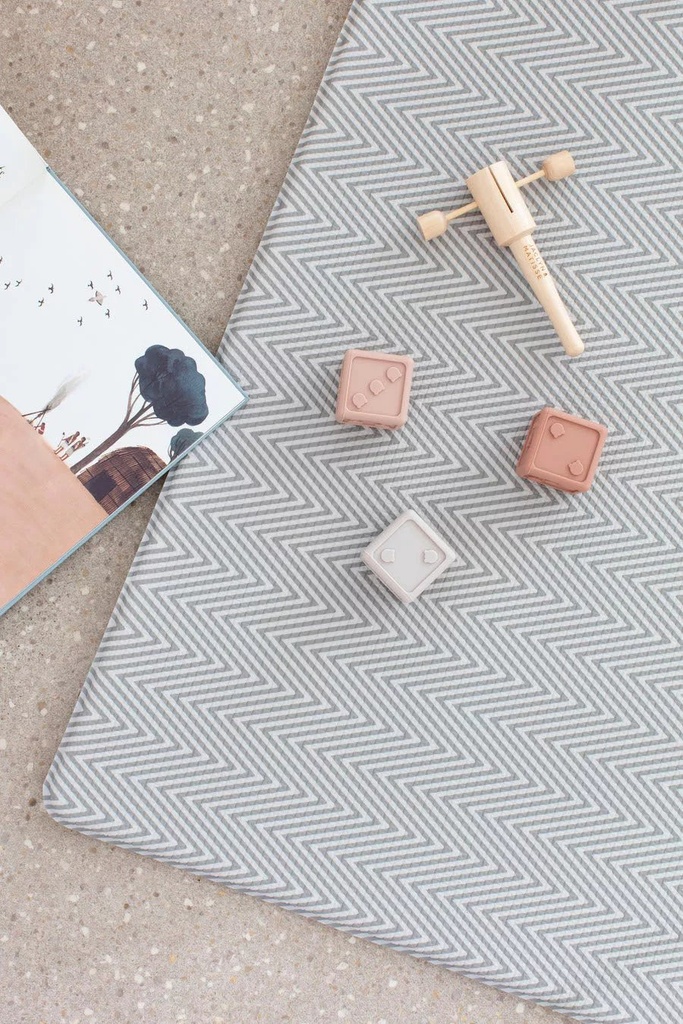 Reversible Playmat - Herringbone Dusk (DARK VIVID GREY) / Large