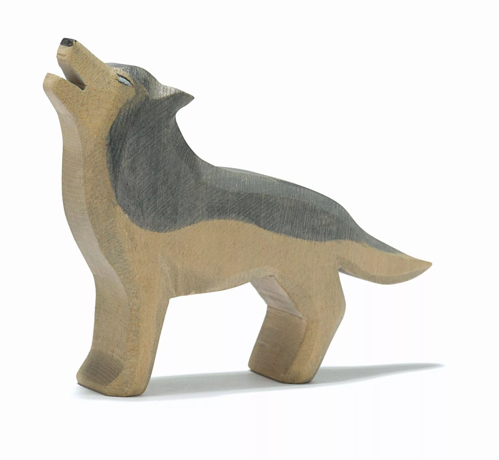 Wolf howling