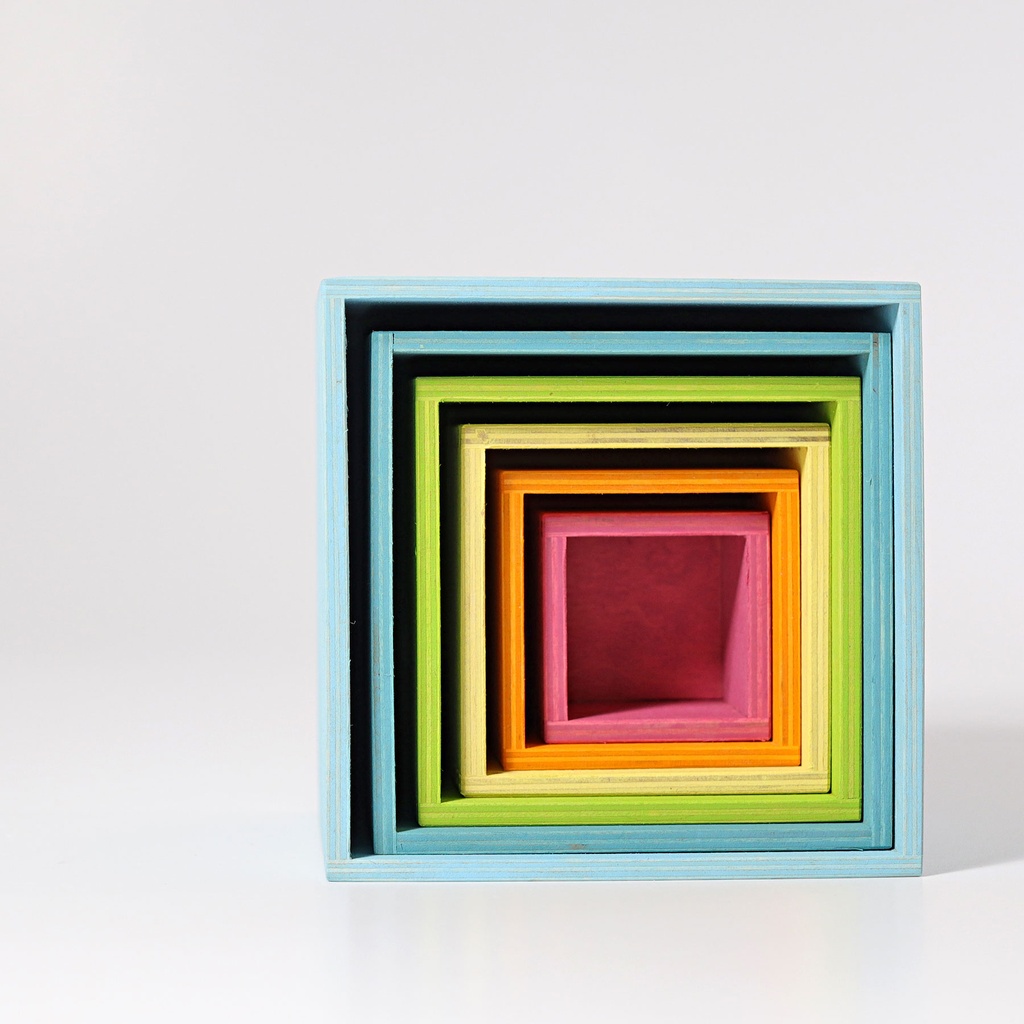 Large Set of Boxes