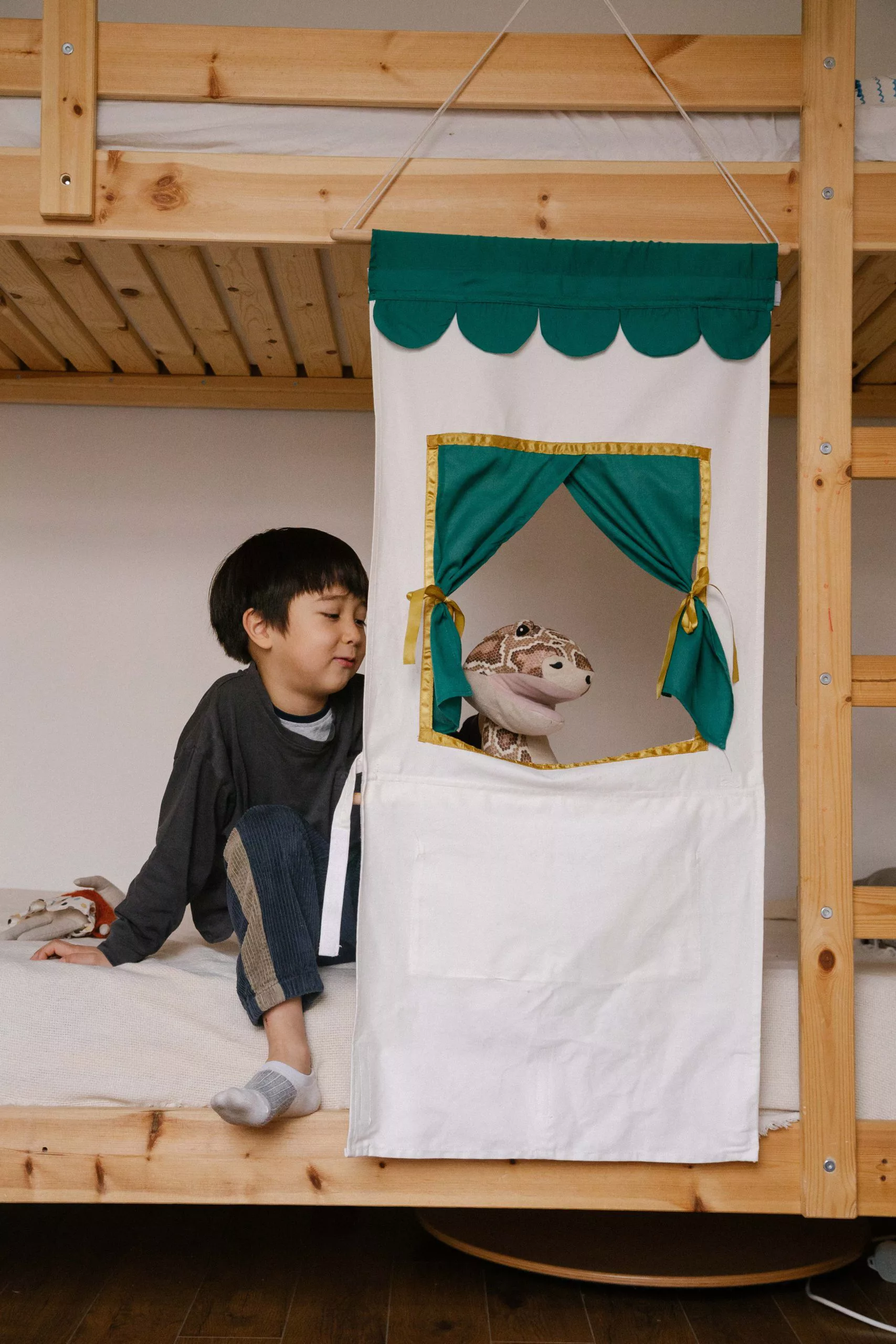 [avdg19-2] Avdar Play Curtain (Green)
