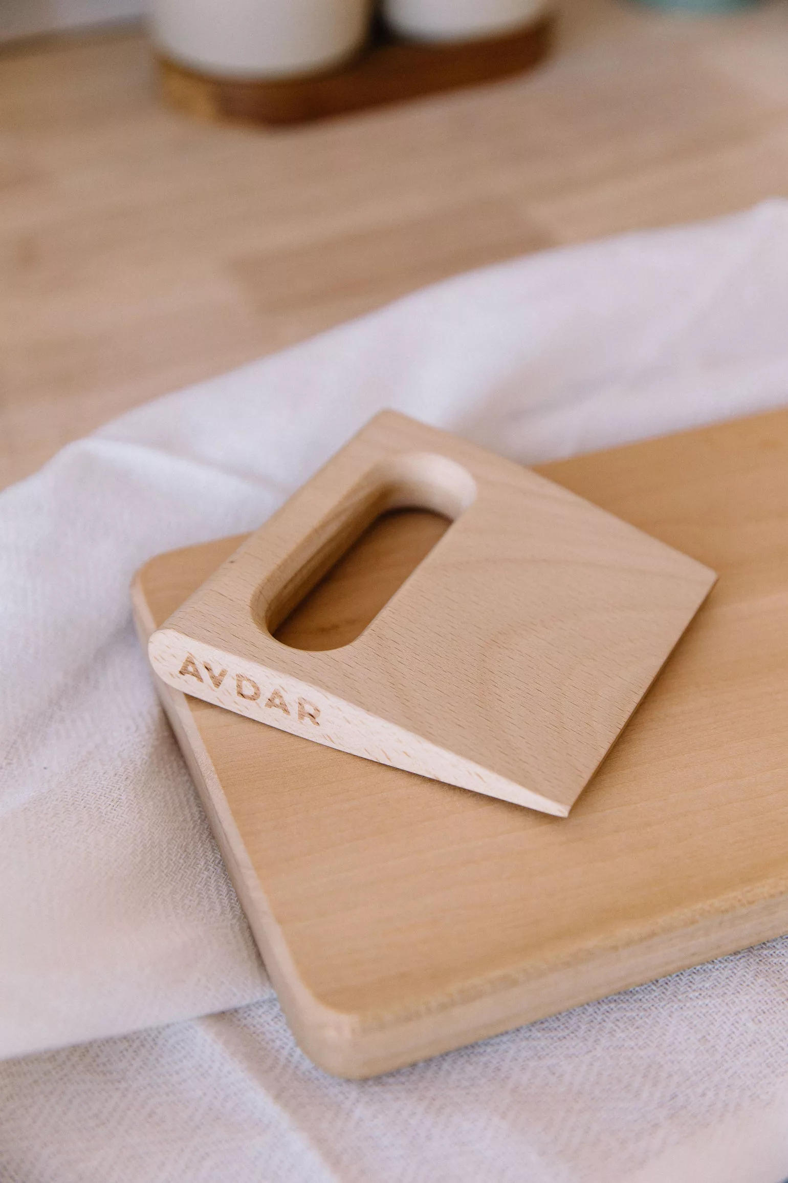 [avdh1] Wooden Cutting Board & Knife Set
