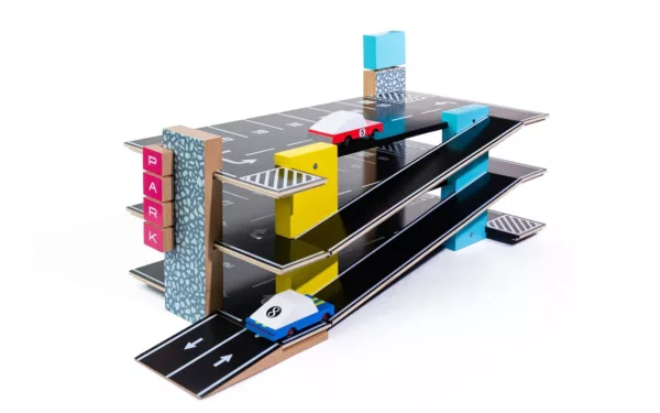 Magnetic Garage - Image 3