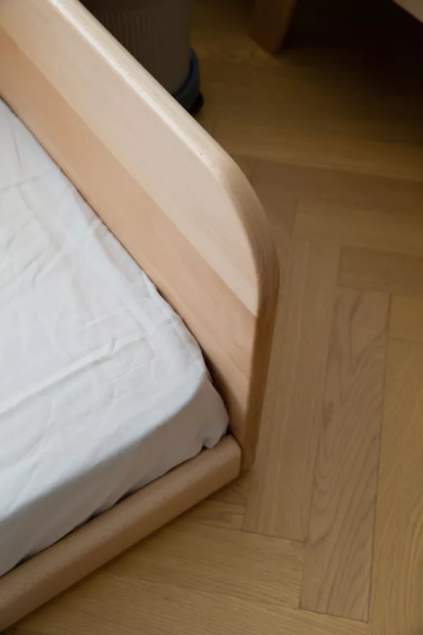 HUG HUG Bed + Mattress - Image 7