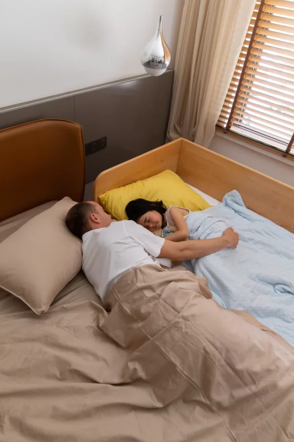 HUG HUG Bed + Mattress - Image 11